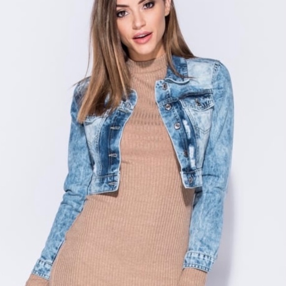 Distressed crop Jean jacket - Picture 1 of 5